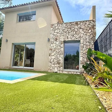Neuve 6 Pers - Piscine - à 800 M Villa